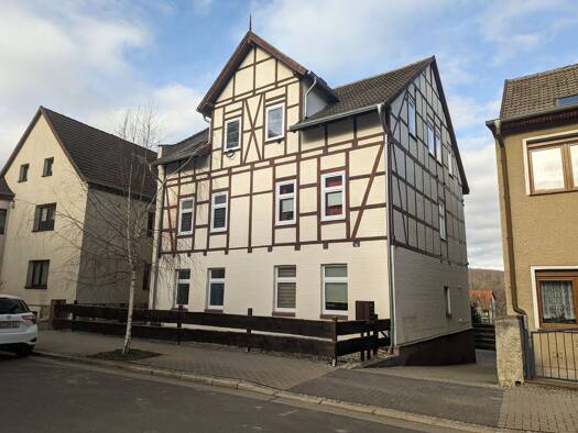 Wohnung zur Miete 600 € 4,5 Zimmer 100 m² Geschoss 2/3 frei ab sofort Birkenstraße 16 Thale 06502