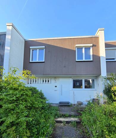 Haus zur Miete 1.250 € 4 Zimmer 120 m² 222 m² Grundstück frei ab sofort Ostpreußenweg 5 Innenstadt Coburg 96450