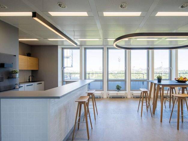 Bürofläche zur Miete provisionsfrei 698 m² Bürofläche teilbar ab 698 m² Georg-Brauchle-Ring 23-25 Moosach München 80992