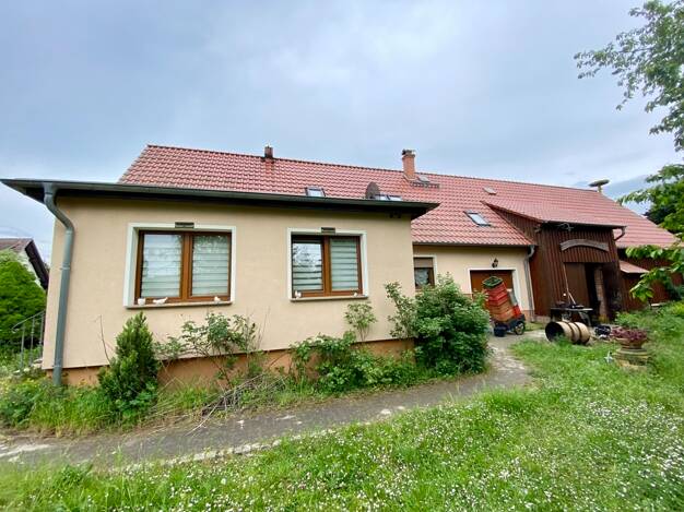 Mehrfamilienhaus zum Kauf provisionsfrei als Kapitalanlage geeignet 5 Zimmer 144 m² 2.261 m² Grundstück Möckern Möckern 39291