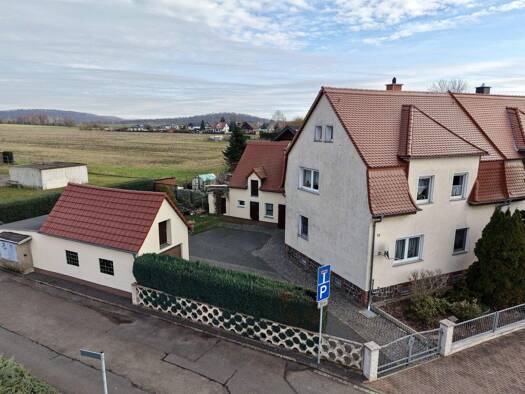 Doppelhaushälfte zum Kauf 180.000 € 6 Zimmer 154 m² 570 m² Grundstück Lüptitz Lossatal 04808