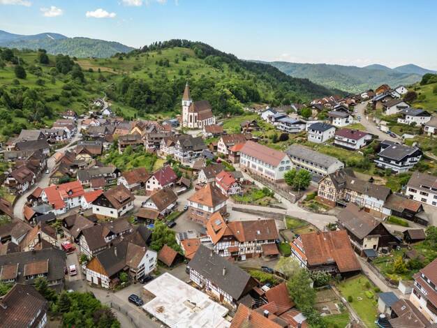 Einfamilienhaus zum Kauf 154.000 € 7 Zimmer 177 m² 395 m² Grundstück Reichental Gernsbach 76593