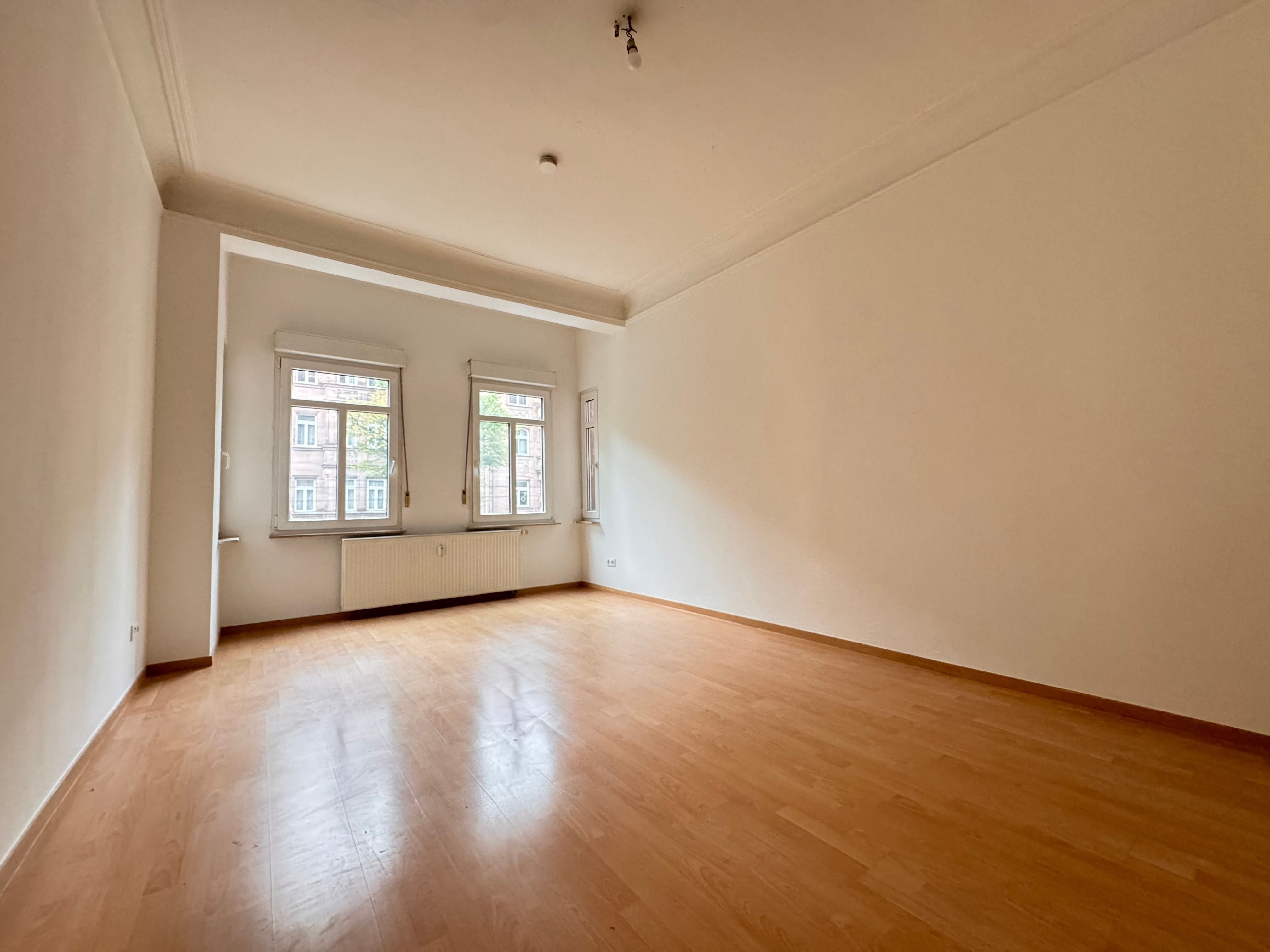 Wohnung zur Miete 1.050 € 4 Zimmer 91 m²<br/>Wohnfläche 2.<br/>Geschoss ab sofort<br/>Verfügbarkeit Wodanstraße 11 Gleißhammer Nürnberg 90461