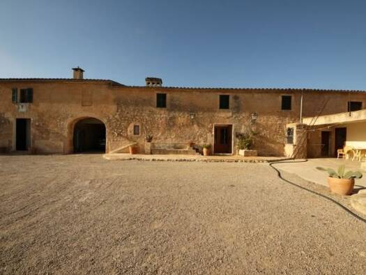 Haus zum Kauf 1.900.000 € 11 Zimmer 866 m² 70.038 m² Grundstück Ariany