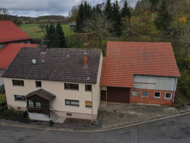 Einfamilienhaus zum Kauf 200.000 € 8 Zimmer 188 m² 3.616 m² Grundstück Holzmühl Freiensteinau 36399