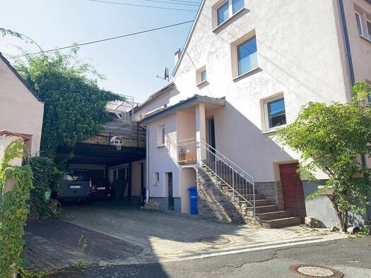 Einfamilienhaus zum Kauf provisionsfrei 385.000 € 6 Zimmer 200 m² 370 m² Grundstück Urspringen 97857