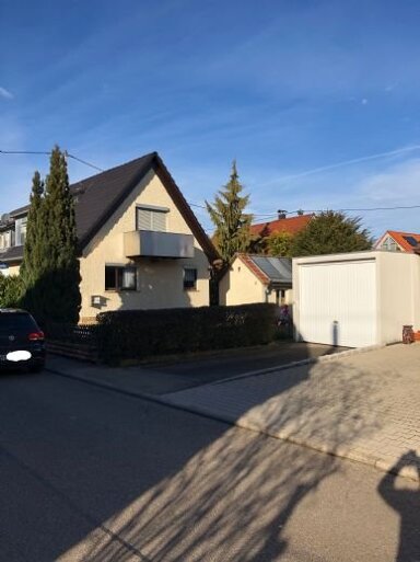 Haus zur Miete 1.200 € 4 Zimmer 80 m² 303 m² Grundstück Herrenberg Herrenberg 71083