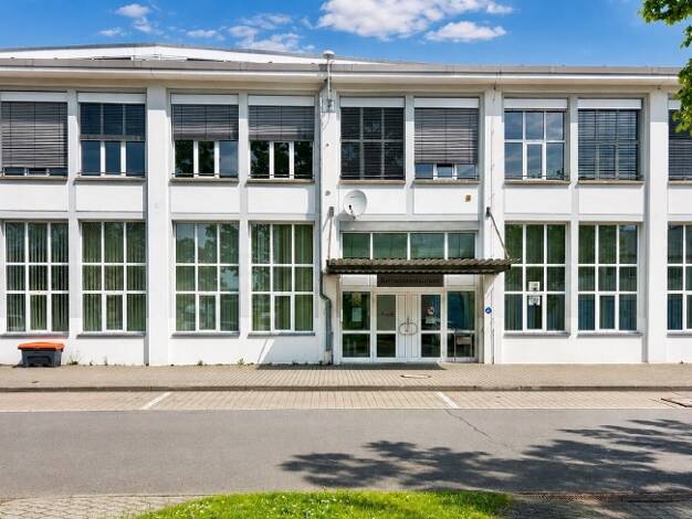 Lagerhalle zur Miete provisionsfrei 5 € 311 m² Lagerfläche Klotzsche Dresden 01109