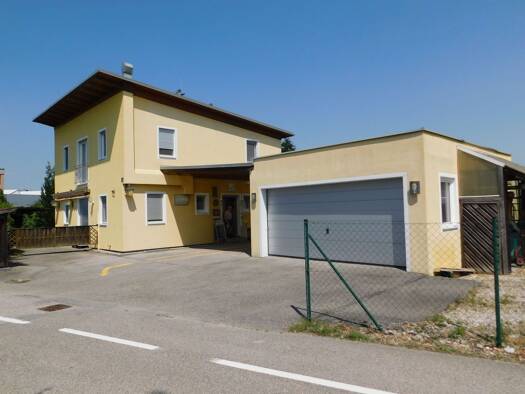 Mehrfamilienhaus zum Kauf als Kapitalanlage geeignet 399.000 € 7 Zimmer 170 m² 785 m² Grundstück Gschwandtnerstraße Laakirchen 4663