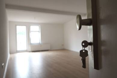 Wohnung zur Miete 573 € 2 Zimmer 45,9 m² 2. Geschoss frei ab sofort Johannesstraße 158 Altstadt Erfurt 99084