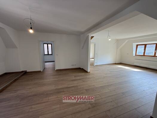 Wohnung zur Miete 840 € 4 Zimmer 91 m² 1. Geschoss Hersbruck Hersbruck 91217