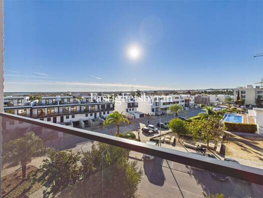 Haus zum Kauf 635.000 € 207 m² Grundstück Tavira (Santa Maria e Santiago) 8800
