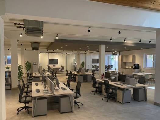 Bürofläche zur Miete provisionsfrei 1.200 m² Bürofläche teilbar von 540 m² bis 640 m² Industriestraße 6 b Stadtschwarzach Schwarzach am Main 97359