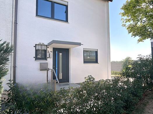 Reihenhaus zur Miete 2.600 € 5 Zimmer 143 m² 297 m² Grundstück frei ab sofort Henri-Dunant-Straße 2 1 Markdorf Markdorf 88677
