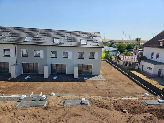 Reihenendhaus zum Kauf - Erstbezug provisionsfrei 339.990 € 4 Zimmer 120 m² 442,5 m² Grundstück frei ab 01.12.2026 Raiffeisenweg 6 G Kirchheimbolanden Kirchheimbolanden 67292