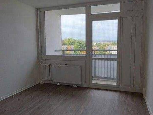 Wohnung zur Miete nur mit Wohnberechtigungsschein 435 € 2 Zimmer 42,3 m² 6. Geschoss frei ab 21.11.2025 Jacob-Winter-Platz 1 Prohlis-Süd Dresden 01239