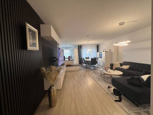 Wohnung zum Kauf 260.000 € 3 Zimmer 99 m² 1. Geschoss Lollar Lollar 35457