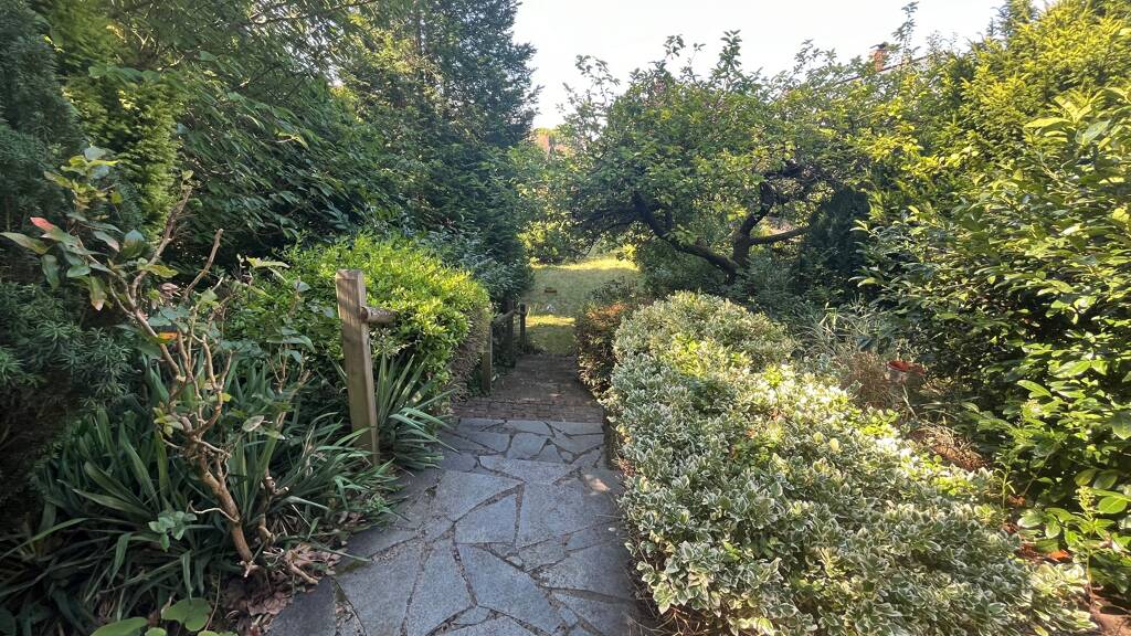 Mehrfamilienhaus zum Kauf 695.000 € 6 Zimmer 203 m² 790 m² Grundstück frei ab sofort Bieber Offenbach am Main 63073