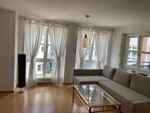 Wohnung zur Miete 950 € 2,5 Zimmer 61 m² Geschoss 2/5 frei ab 01.08.2026 Herbststraße 5 Heilbronn 74072