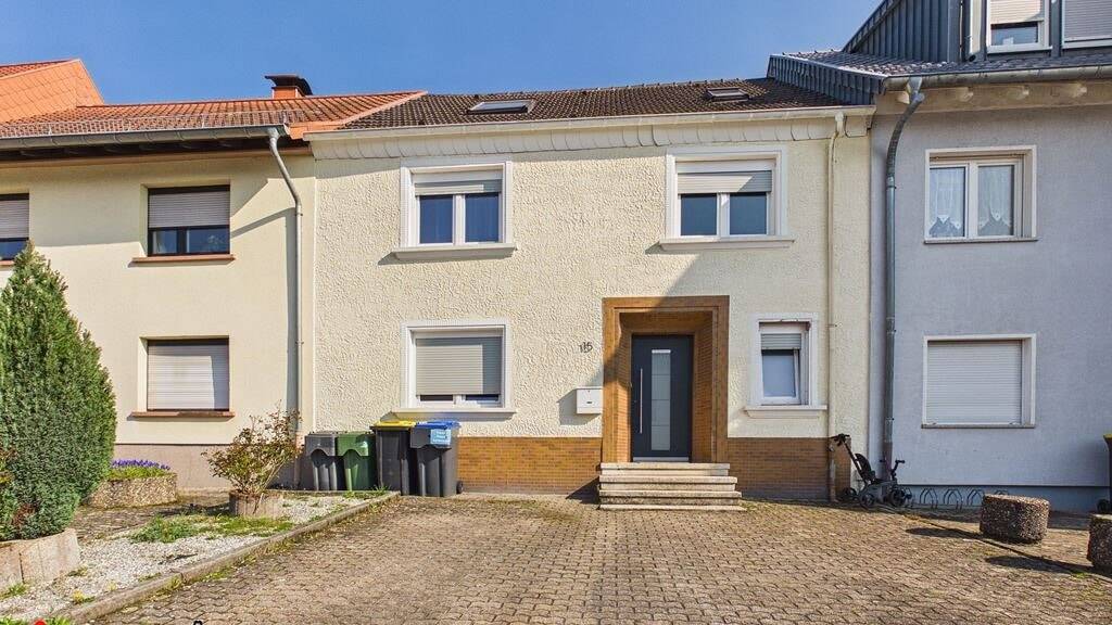 Reihenmittelhaus zum Kauf 169.000 € 6 Zimmer 150 m² 517 m² Grundstück frei ab 01.06.2026 Steinbach Lebach 66822