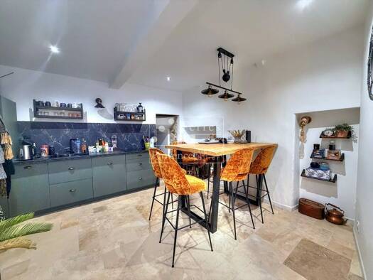 Haus zum Kauf 200.000 € 150 m² Aups 83630