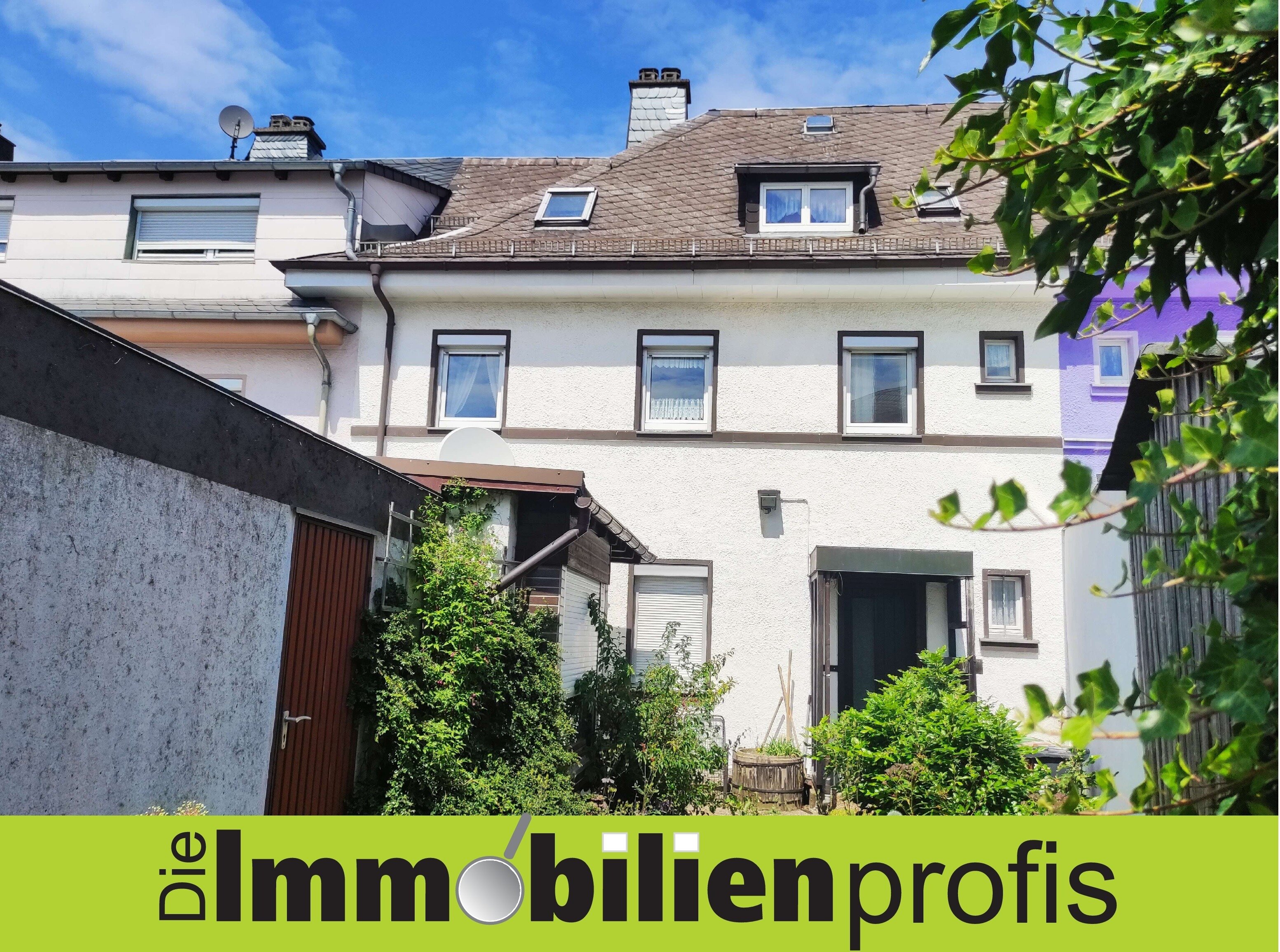 Mehrfamilienhaus zum Kauf 79.500 € 7 Zimmer 130 m²<br/>Wohnfläche 210 m²<br/>Grundstück Schwarzenbach a d Saale Schwarzenbach an der Saale 95126