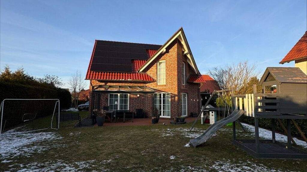 Einfamilienhaus zum Kauf 429.950 € 4 Zimmer 130 m² 665 m² Grundstück Zetel 26340