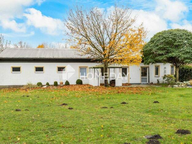 Doppelhaushälfte zum Kauf 85.500 € 5 Zimmer 176,1 m² 1.593 m² Grundstück Gribow 17506