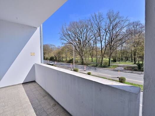 Wohnung zur Miete 790 € 3 Zimmer 77 m² 1. Geschoss frei ab sofort Wallensteinstr. 23 Zirndorf 90513