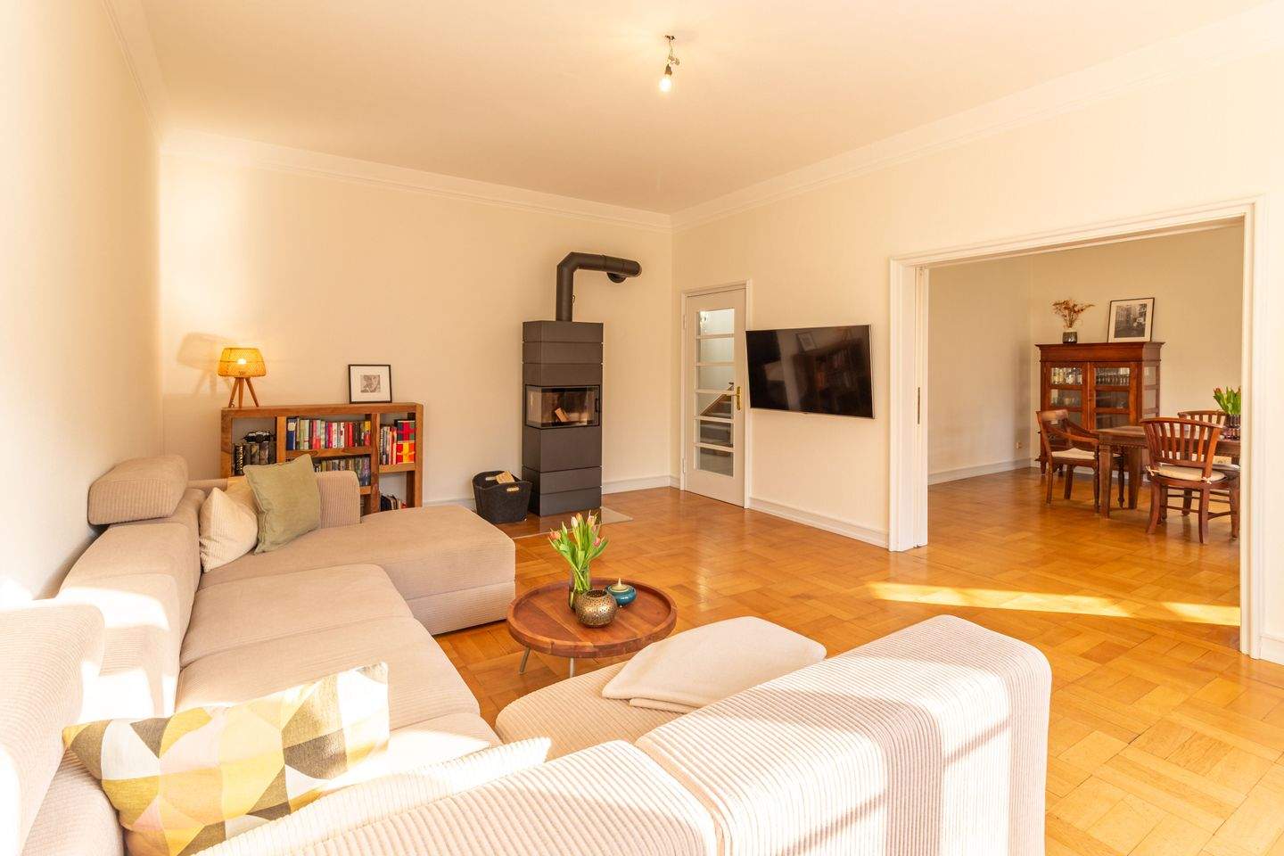 Immobilie in Neumagen-Dhron - Traumhaus mit Moselblick, großzügigem Garten und historischem Charakter - Bild 4