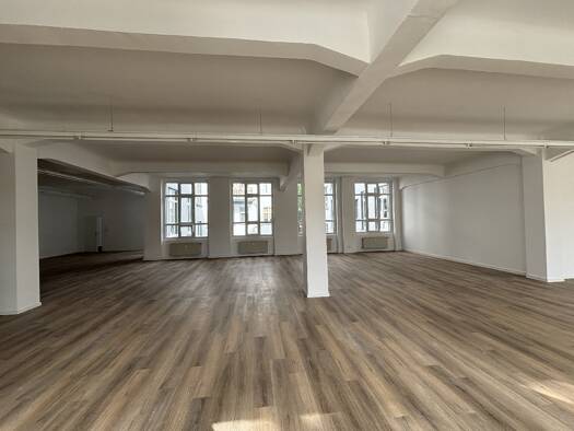 Gewerbeobjekt zum Kauf als Kapitalanlage geeignet 2.150.000 € 2.630 m² 1.073 m² Grundstück Stadtmitte Krefeld 47798