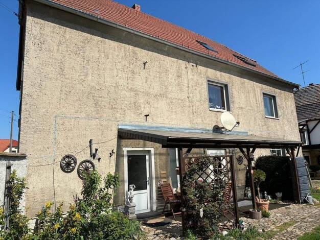 Haus zum Kauf 159.000 € 6 Zimmer 462 m² Grundstück Birnenstraße 11 Asendorf Teutschenthal 06179