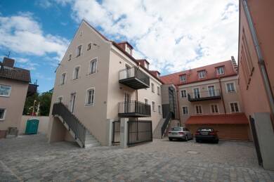 Wohnung zum Kauf 360.000 € 2 Zimmer 90,8 m² Kelheim Kelheim 93309