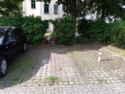 Außenstellplatz zur Miete provisionsfrei 70 € Maxim-Gorki-Straße 40 Pieschen-Nord/Trachenberge Ortsamtsbereich Pieschen 01237