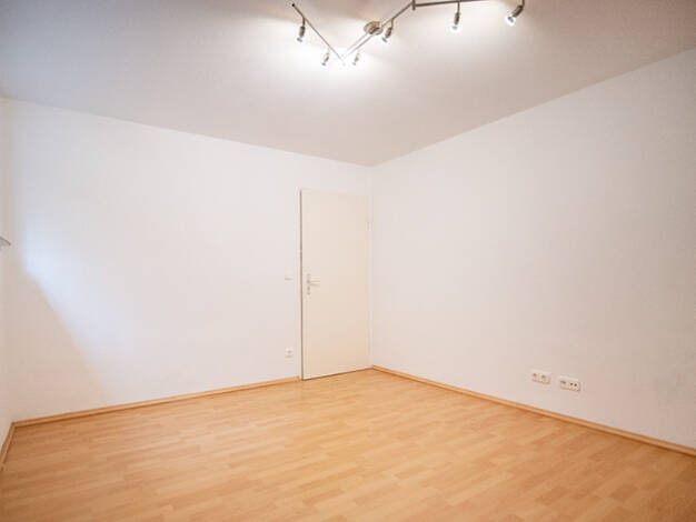 Bürofläche zur Miete provisionsfrei 600 € 30 m² Bürofläche Sternstraße Nordend-West Frankfurt am Main 60318