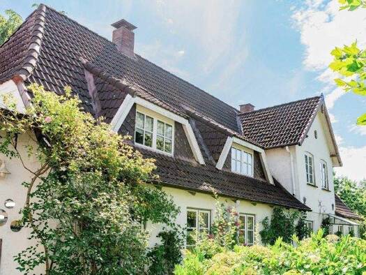 Haus zum Kauf 548.000 € 5 Zimmer 140 m² 3.997 m² Grundstück Stolk 24890