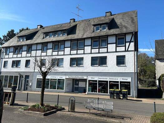 Bürogebäude zur Miete provisionsfrei 800 € 83,6 m² Bürofläche Berliner Platz 9 Halver 58553