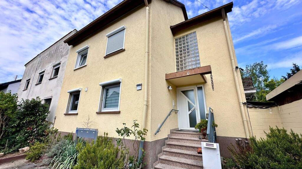 Mehrfamilienhaus zum Kauf als Kapitalanlage geeignet 369.000 € 122 m² Schwanheim Frankfurt am Main 60529