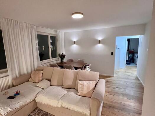 Wohnung zum Kauf provisionsfrei 350.000 € 3 Zimmer 52 m² Geschoss 4/6 Süd Stuttgart 70178