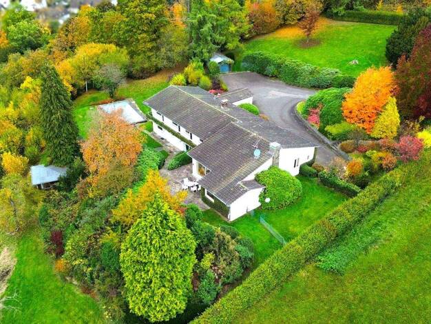 Villa zum Kauf 798.000 € 10 Zimmer 259 m² 7.295 m² Grundstück Derschlag Gummersbach / Derschlag 51645