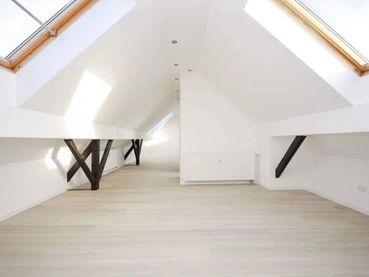 Maisonette zur Miete 1.300 € 3 Zimmer 100 m² 3. Geschoss Rath Düsseldorf 40472