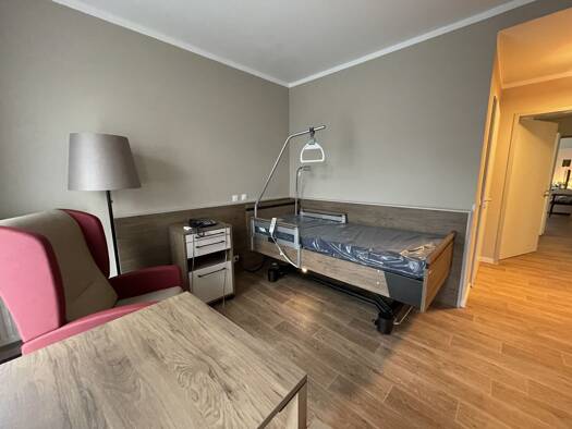 Wohnung zum Kauf 160.000 € 1 Zimmer 22,3 m² Rath Stadtbezirk 6 40472