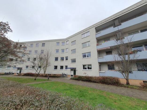 Wohnung zur Miete 812 € 3 Zimmer 89,8 m² 3. Geschoss frei ab 25.09.2026 Lahnstraße 4 Weststadt Braunschweig 38120