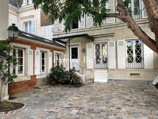 Reihenmittelhaus zum Kauf 851.000 € 10 Zimmer 273 m² Gare-Leclerc Mans 72000