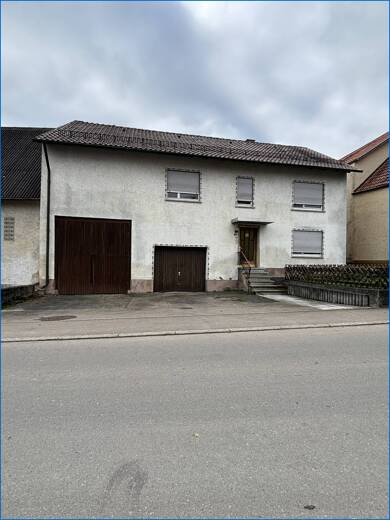Einfamilienhaus zum Kauf 130.000 € 5 Zimmer 100 m² 600 m² Grundstück frei ab sofort Rohrdorf Meßkirch / Rohrdorf 88605