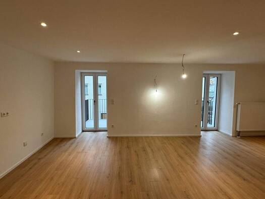 Wohnung zur Miete 1.075 € 3 Zimmer 98,4 m² Schmidgasse 1 Abensberg 93326