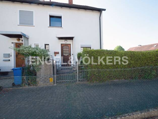 Reihenendhaus zum Kauf 279.000 € 4 Zimmer 120 m² 209 m² Grundstück Bergl Schweinfurt 97421