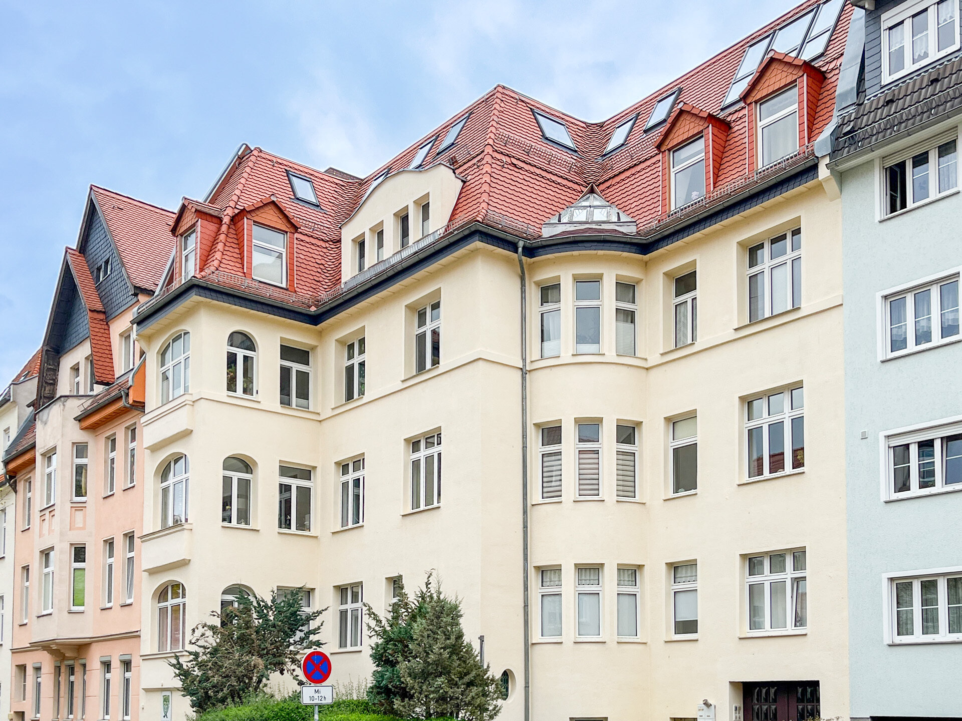 Mehrfamilienhaus zum Kauf 2.140.000 € 46 Zimmer 1.142 m²<br/>Wohnfläche 884 m²<br/>Grundstück Südliche Innenstadt Halle (Saale) 06110