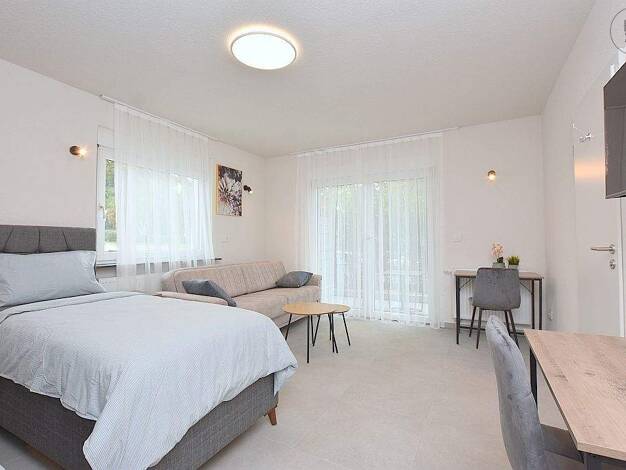 Wohnung zur Miete Wohnen auf Zeit 1.390 € 1 Zimmer 40 m² frei ab sofort Eglosheim Ludwigsburg 71634