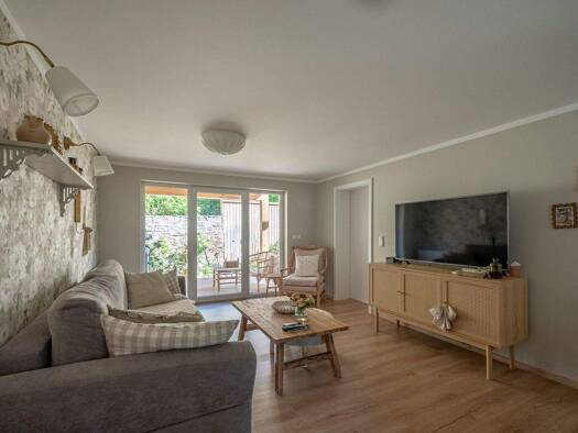 Haus zum Kauf 570.000 € 8 Zimmer 201 m² 163 m² Grundstück Holzminden 37603